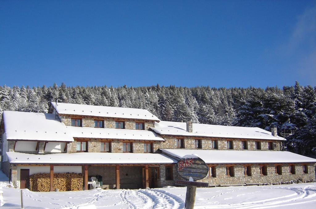 Refugi Cap Del Rec Hostel Lles De Cerdanya Ngoại thất bức ảnh